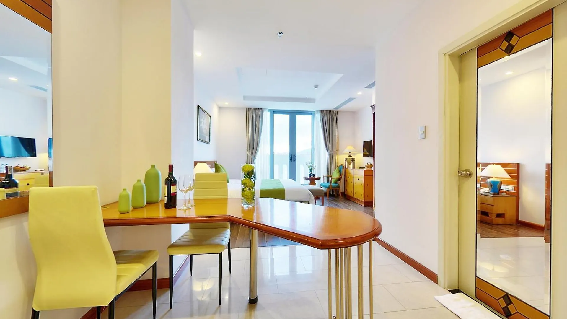 Richico Garden Beach Hotel Da Nang
